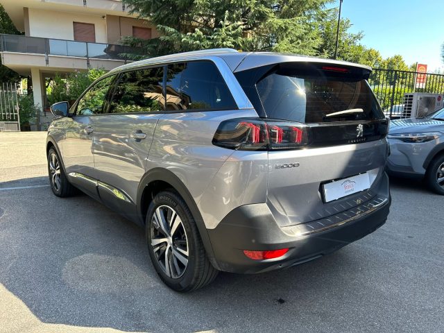 PEUGEOT 5008 usata, con Alzacristalli elettrici