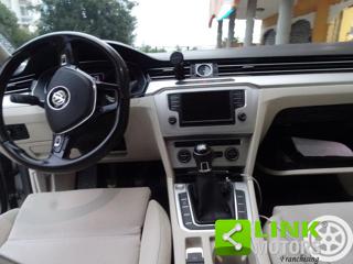 VOLKSWAGEN Passat Variant usata, con Controllo trazione