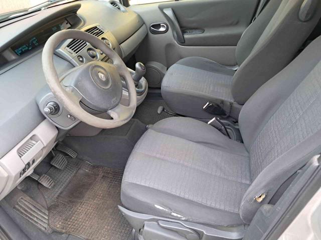 RENAULT Scenic usata 14