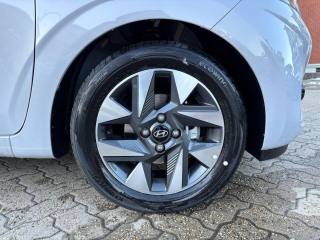 HYUNDAI i10 usata, con Autoradio