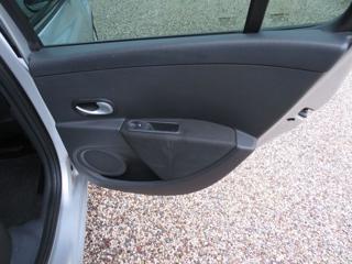 RENAULT Clio usata, con Sistema di navigazione