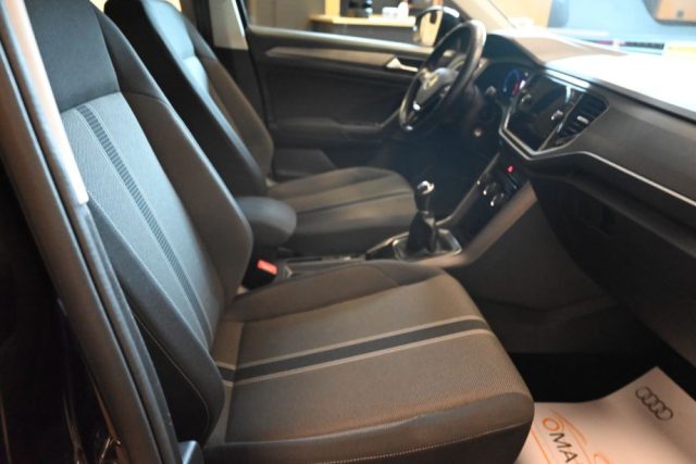 VOLKSWAGEN T-Roc usata 32