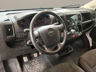OPEL Movano usata, con USB
