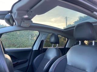 PEUGEOT 208 usata, con USB
