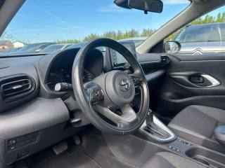 TOYOTA Yaris usata, con Autoradio