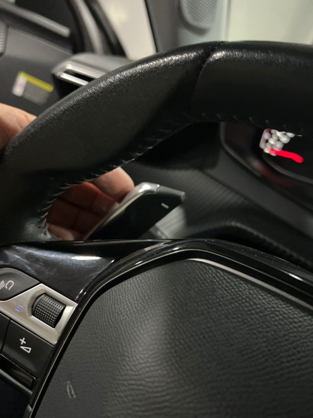PEUGEOT 2008 usata, con Boardcomputer