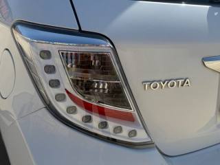 TOYOTA Yaris usata, con ESP