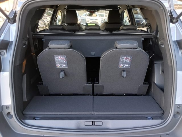 PEUGEOT 5008 usata, con Servosterzo