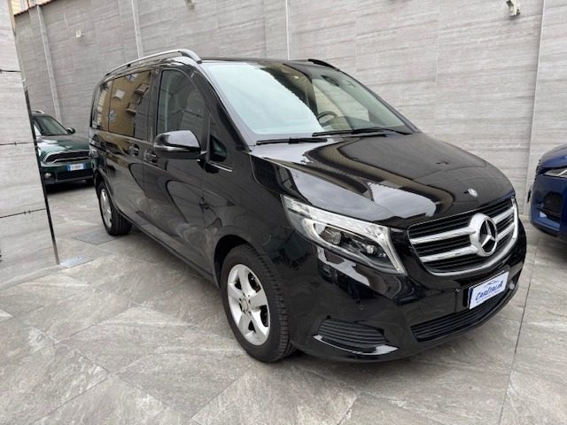 MERCEDES-BENZ V 220 usata, con Airbag laterali
