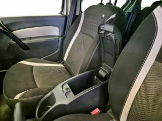 RENAULT Kangoo usata, con Sensori di parcheggio posteriori
