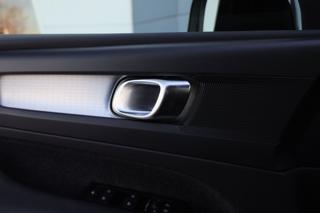 VOLVO XC40 usata, con Controllo elettronico della corsia