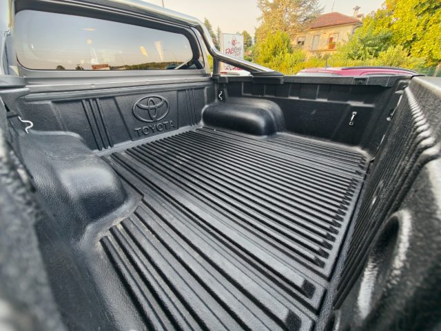 TOYOTA Hilux usata, con Cruise Control