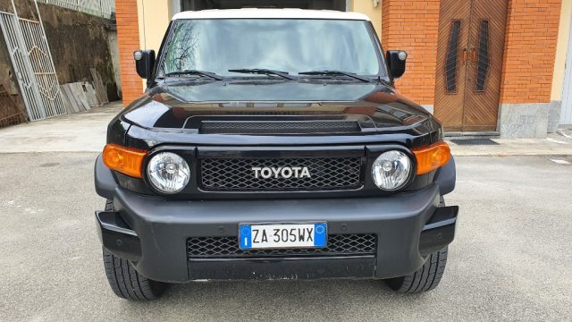 TOYOTA Land Cruiser usata, con Cerchi in lega