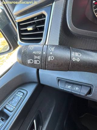 RENAULT Trafic usata, con Autoradio digitale