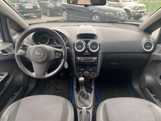 OPEL Corsa usata, con Controllo automatico clima