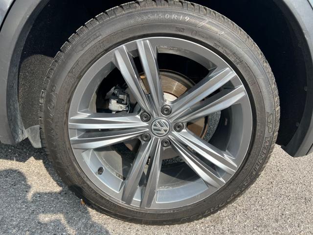 VOLKSWAGEN Tiguan usata, con Autoradio