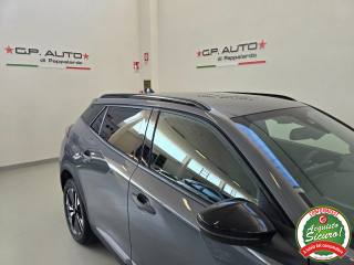 PEUGEOT 2008 usata, con Volante multifunzione