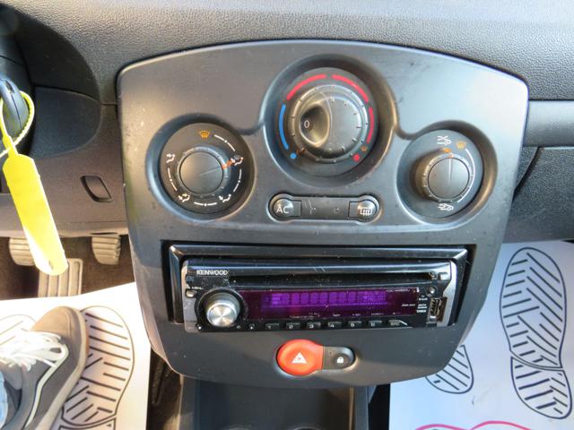 RENAULT Clio usata 11