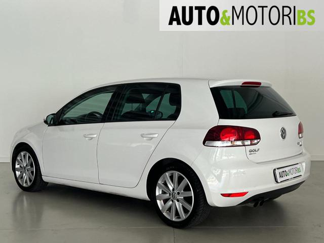 VOLKSWAGEN Golf usata, con Autoradio