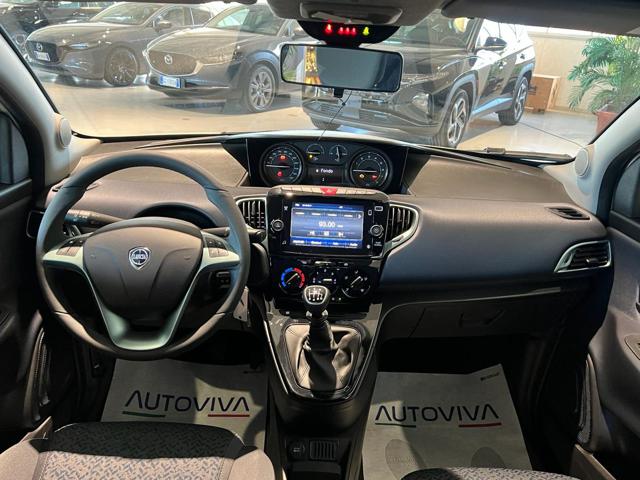 LANCIA Ypsilon usata, con Fendinebbia
