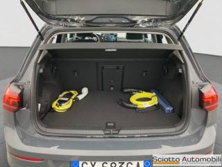VOLKSWAGEN Golf usata, con Bracciolo