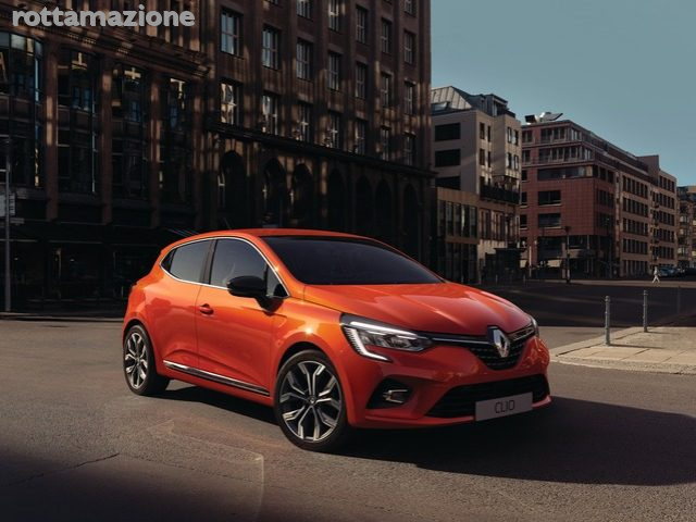 RENAULT Clio usata, con ABS
