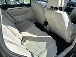 VOLKSWAGEN Passat Variant usata, con Vivavoce