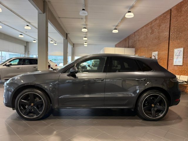 PORSCHE Macan usata, con Boardcomputer
