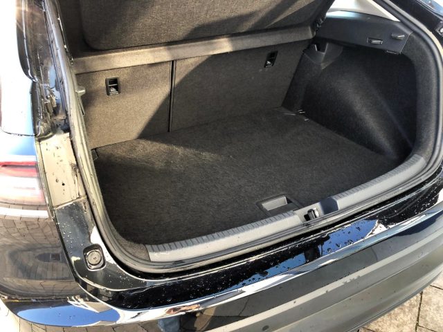 VOLKSWAGEN Taigo usata, con Limitatore di velocità