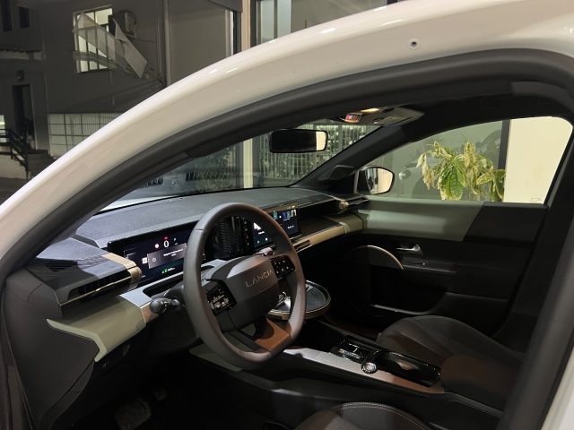 LANCIA Ypsilon usata, con Sensori di parcheggio anteriori