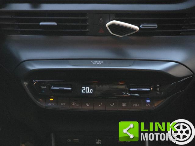 HYUNDAI i20 usata, con Volante in pelle