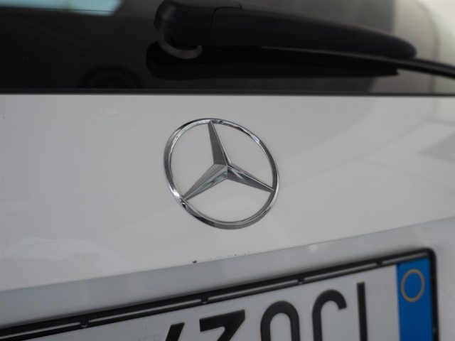 MERCEDES-BENZ GLA 180 usata, con Cruise Control