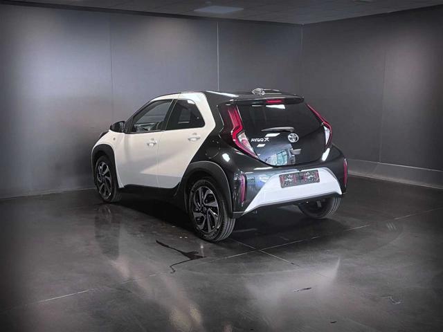 TOYOTA Aygo X usata, con Autoradio