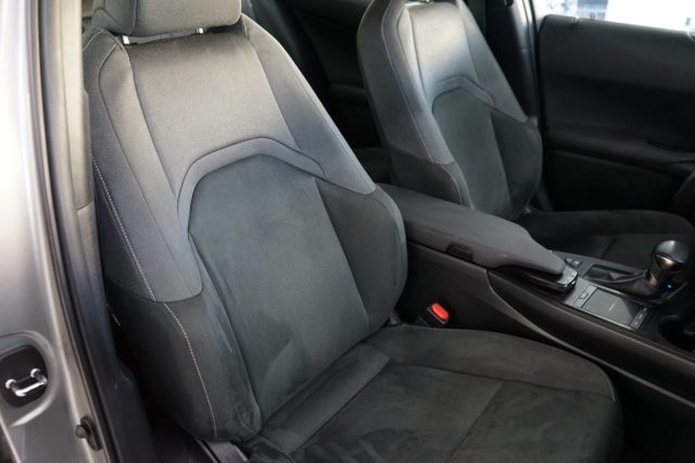 LEXUS UX 250h usata, con Servosterzo