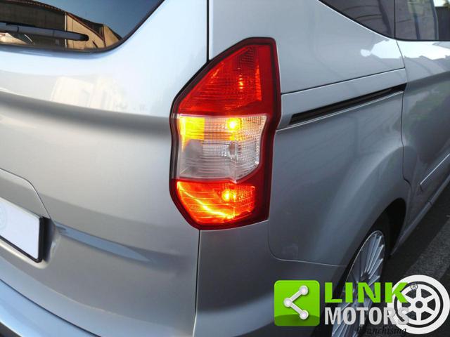 FORD Tourneo Courier usata 29