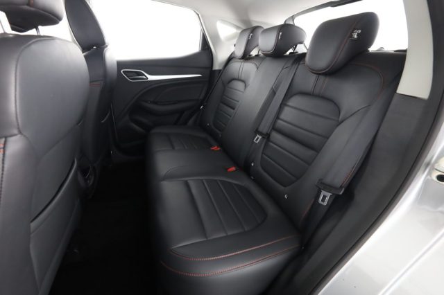 MG ZS usata 11