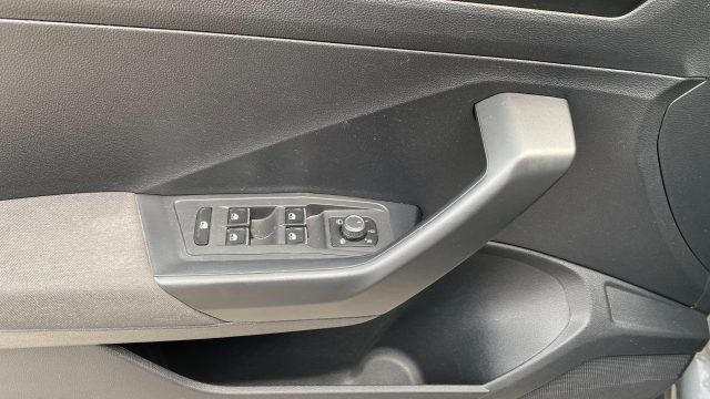 VOLKSWAGEN T-Roc usata, con Servosterzo