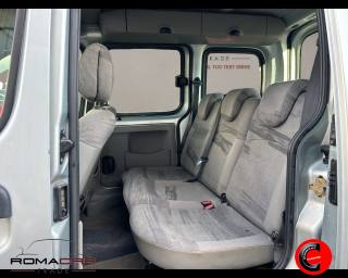 RENAULT Kangoo usata 13