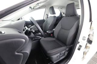 TOYOTA Yaris usata 2