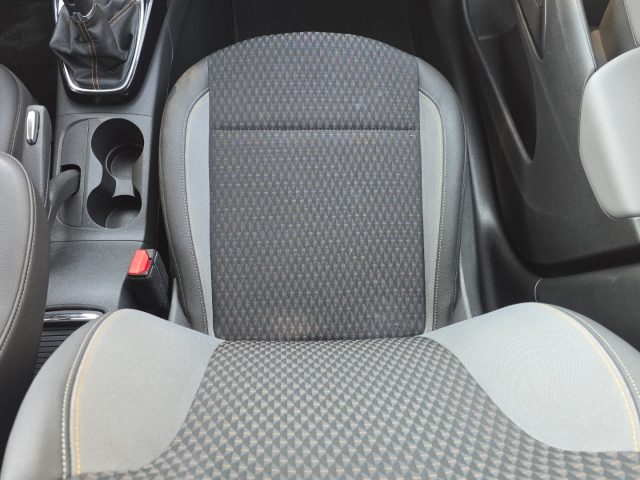OPEL Crossland X usata, con MP3
