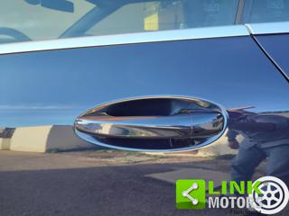 MERCEDES-BENZ E 220 usata, con Specchietti laterali elettrici