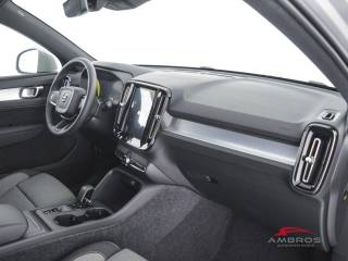 VOLVO XC40 usata 11