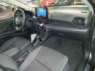 TOYOTA Yaris usata, con Controllo automatico clima