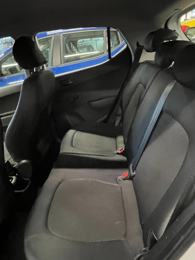 HYUNDAI i10 usata, con ESP