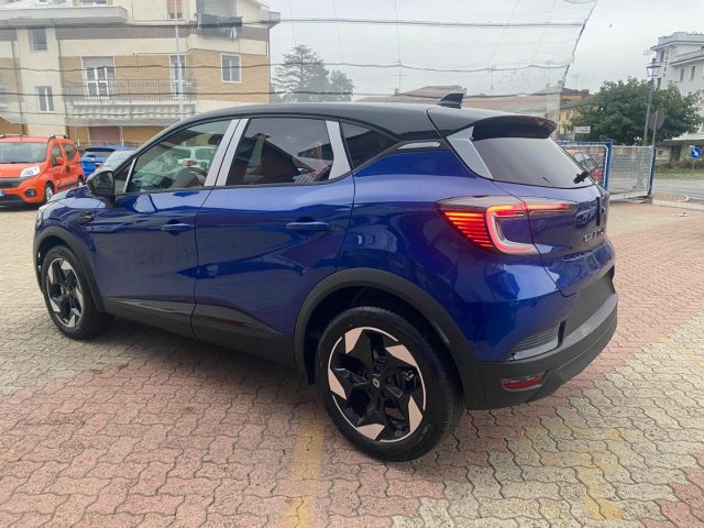 RENAULT Captur usata, con USB