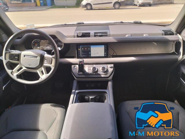 LAND ROVER Defender usata, con Park Distance Control