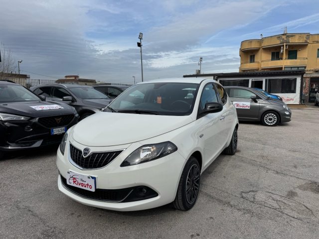 LANCIA Ypsilon usata, con Lettore CD