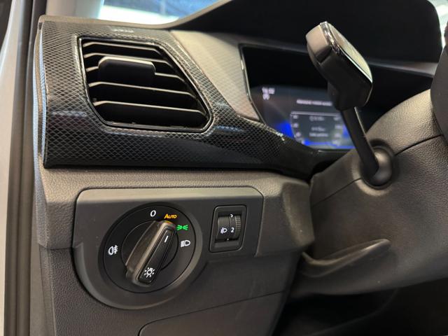 VOLKSWAGEN T-Cross usata, con Climatizzatore