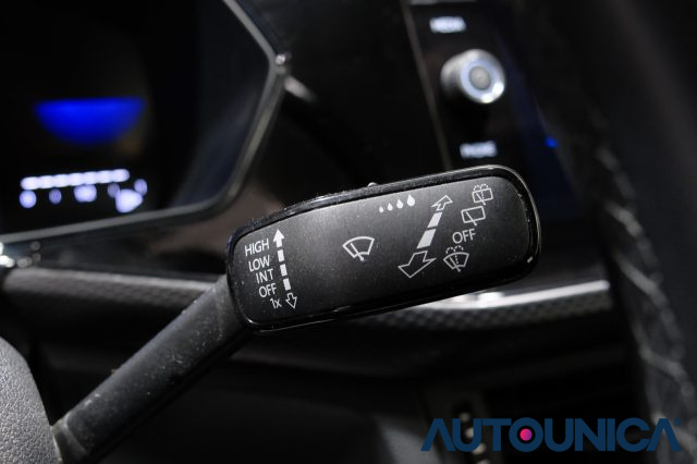 VOLKSWAGEN T-Cross usata, con Bracciolo