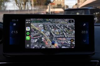 PEUGEOT 3008 usata, con Autoradio digitale